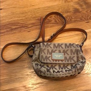Michael Kors Crossbody Bag